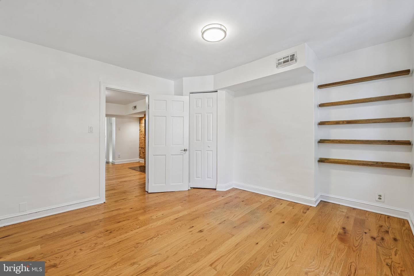1232 Riverside Avenue photo 28