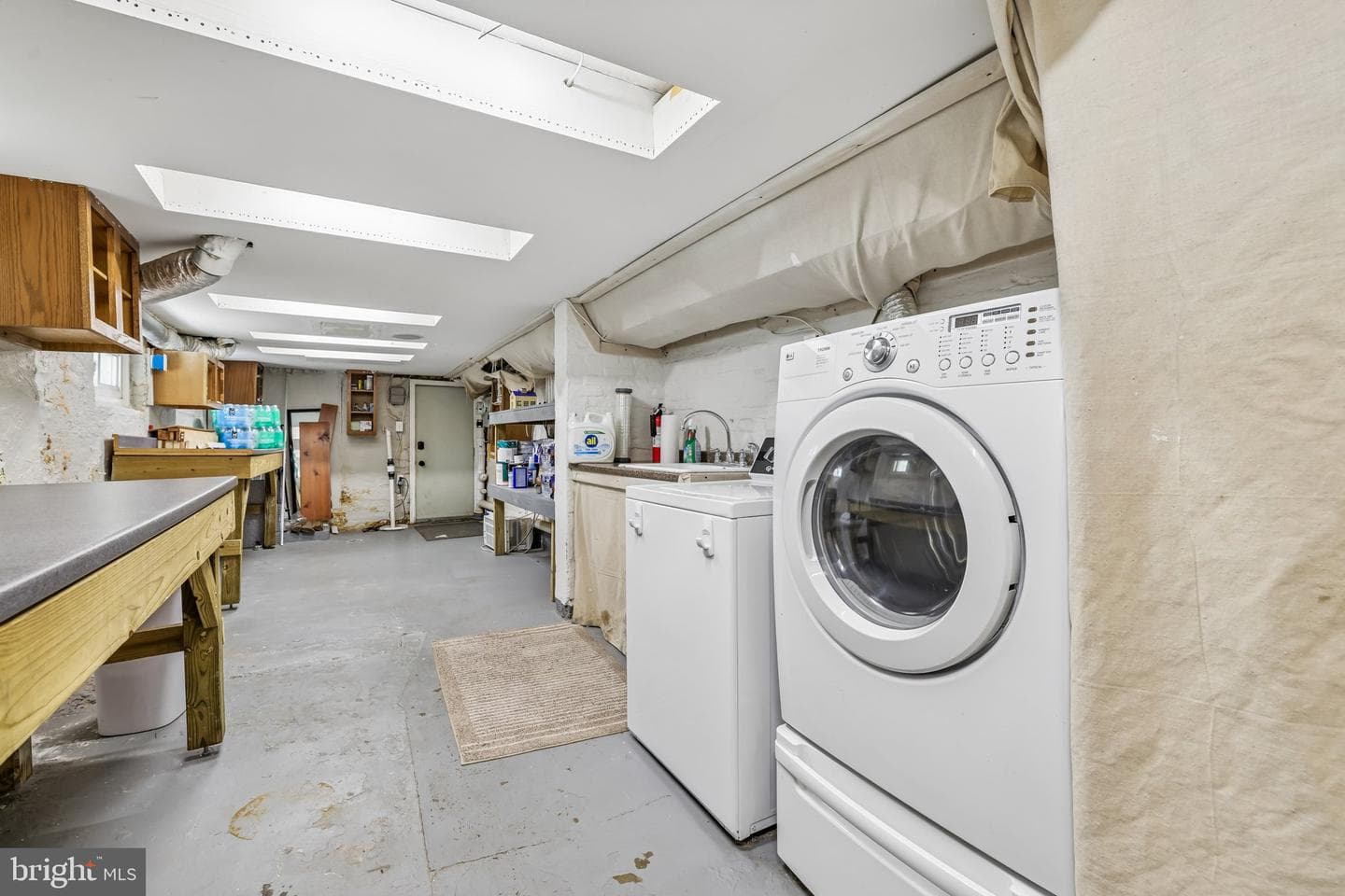 1232 Riverside Avenue photo 37