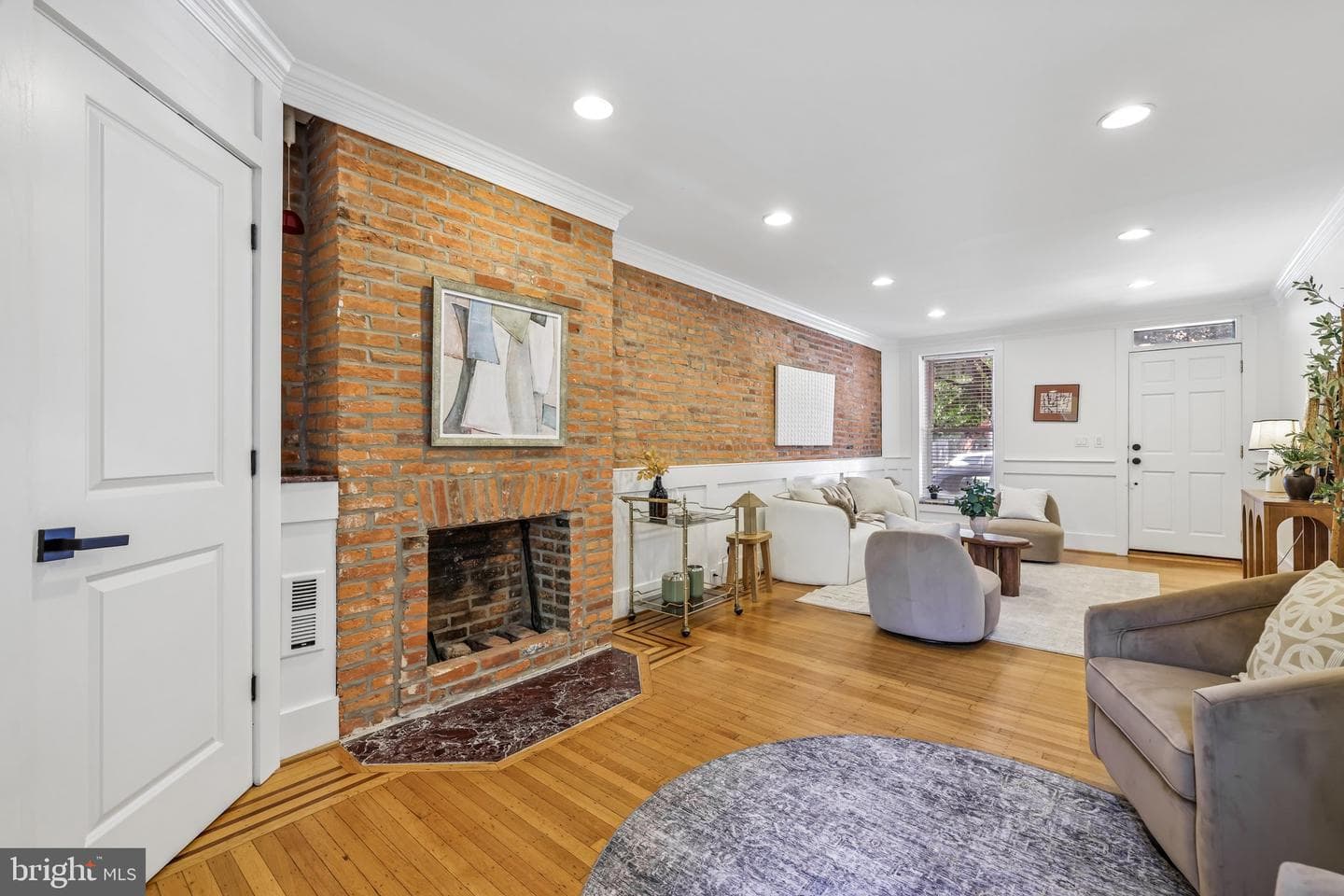 1232 Riverside Avenue photo 8