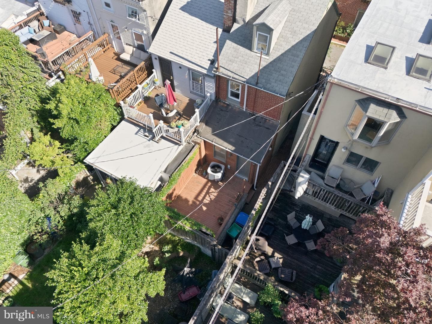 113 E Churchill Street photo 28