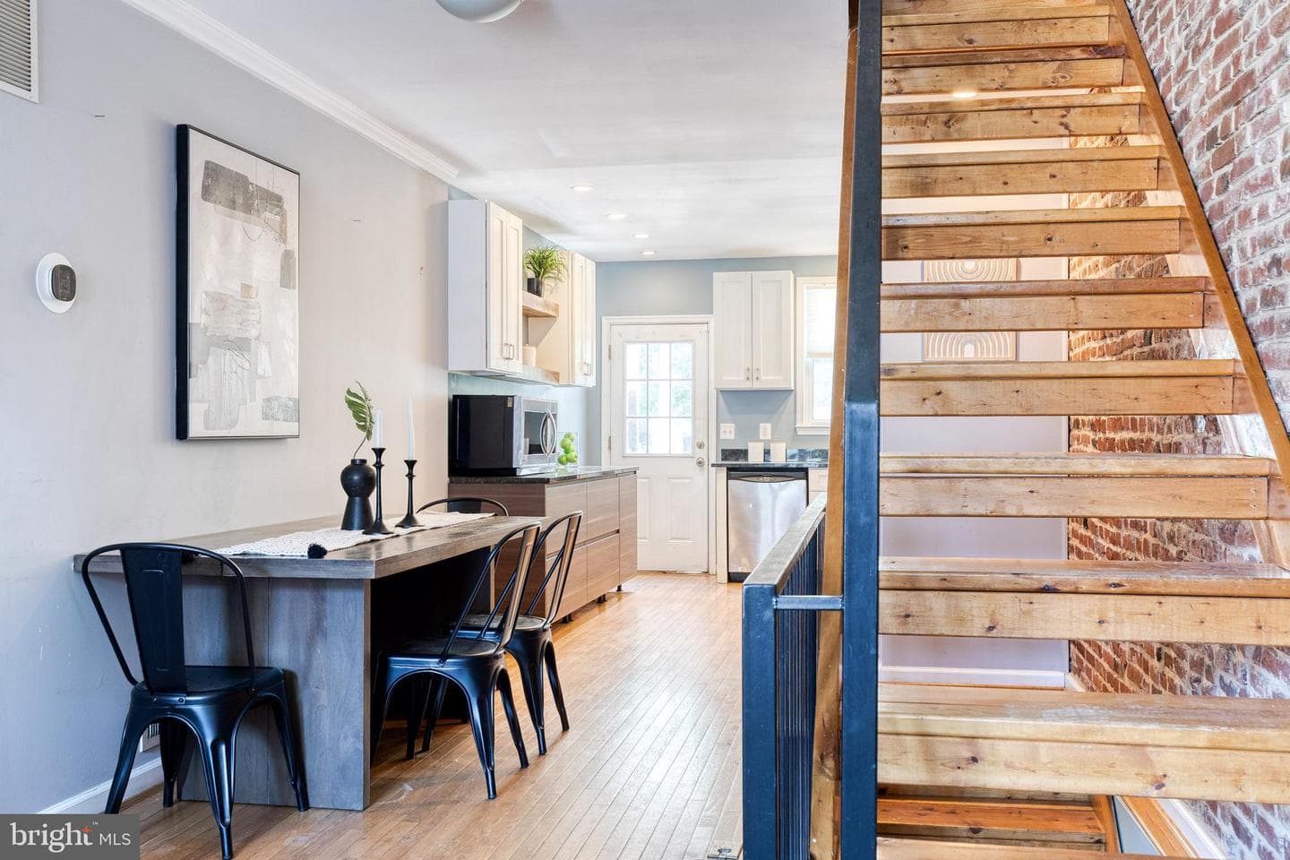 1309 Andre Street photo 14