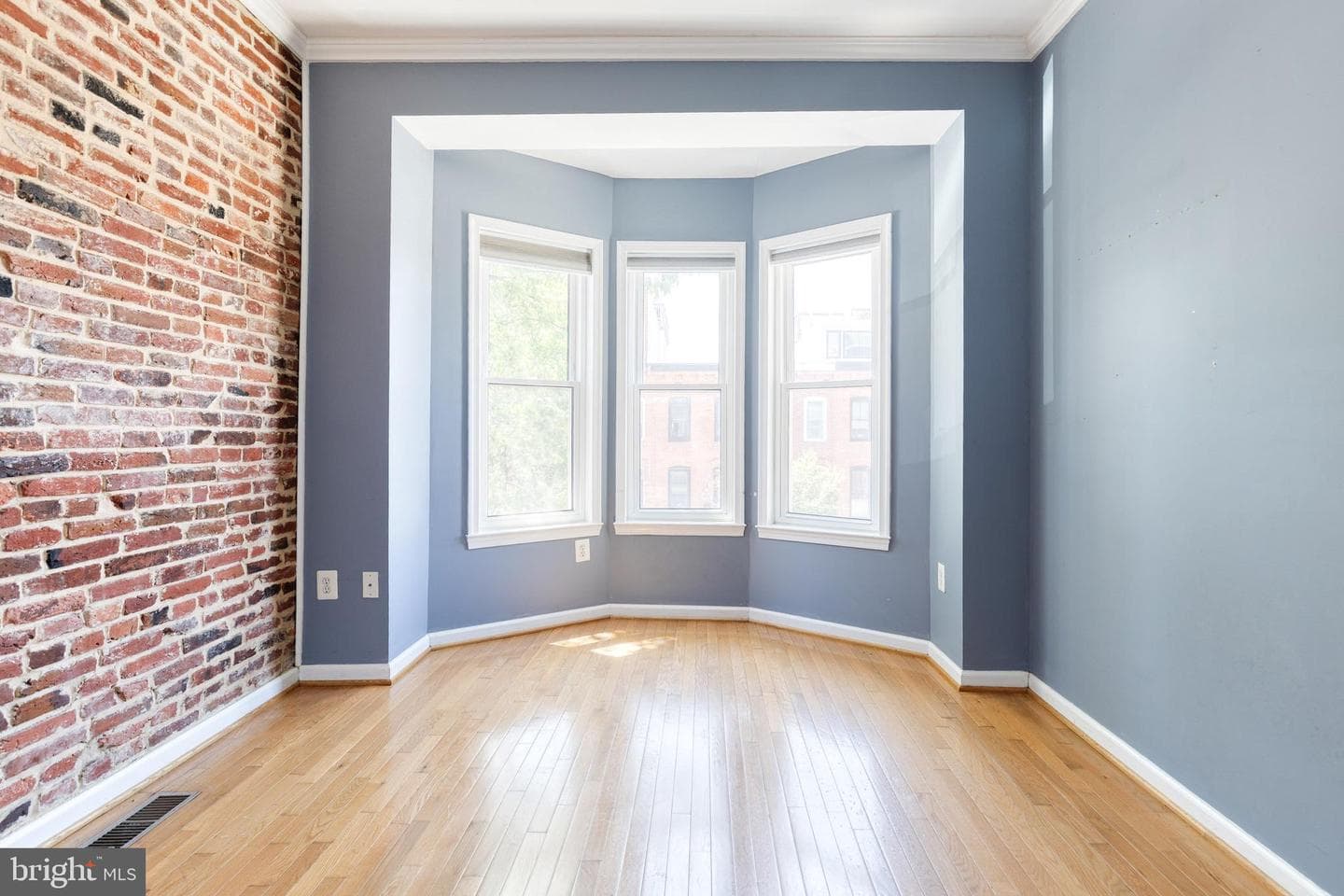 1309 Andre Street photo 27