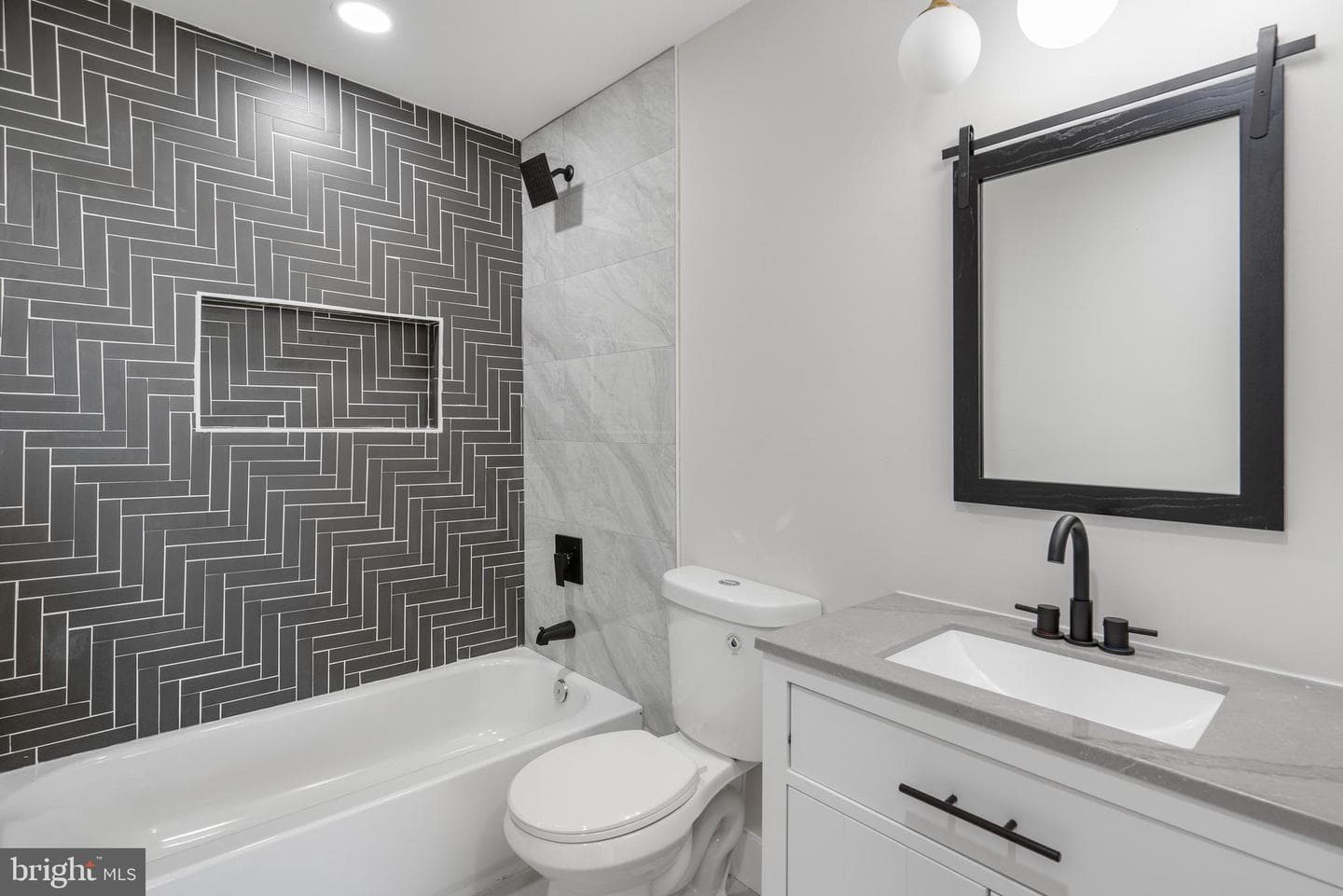 2237 Madison Avenue photo 50