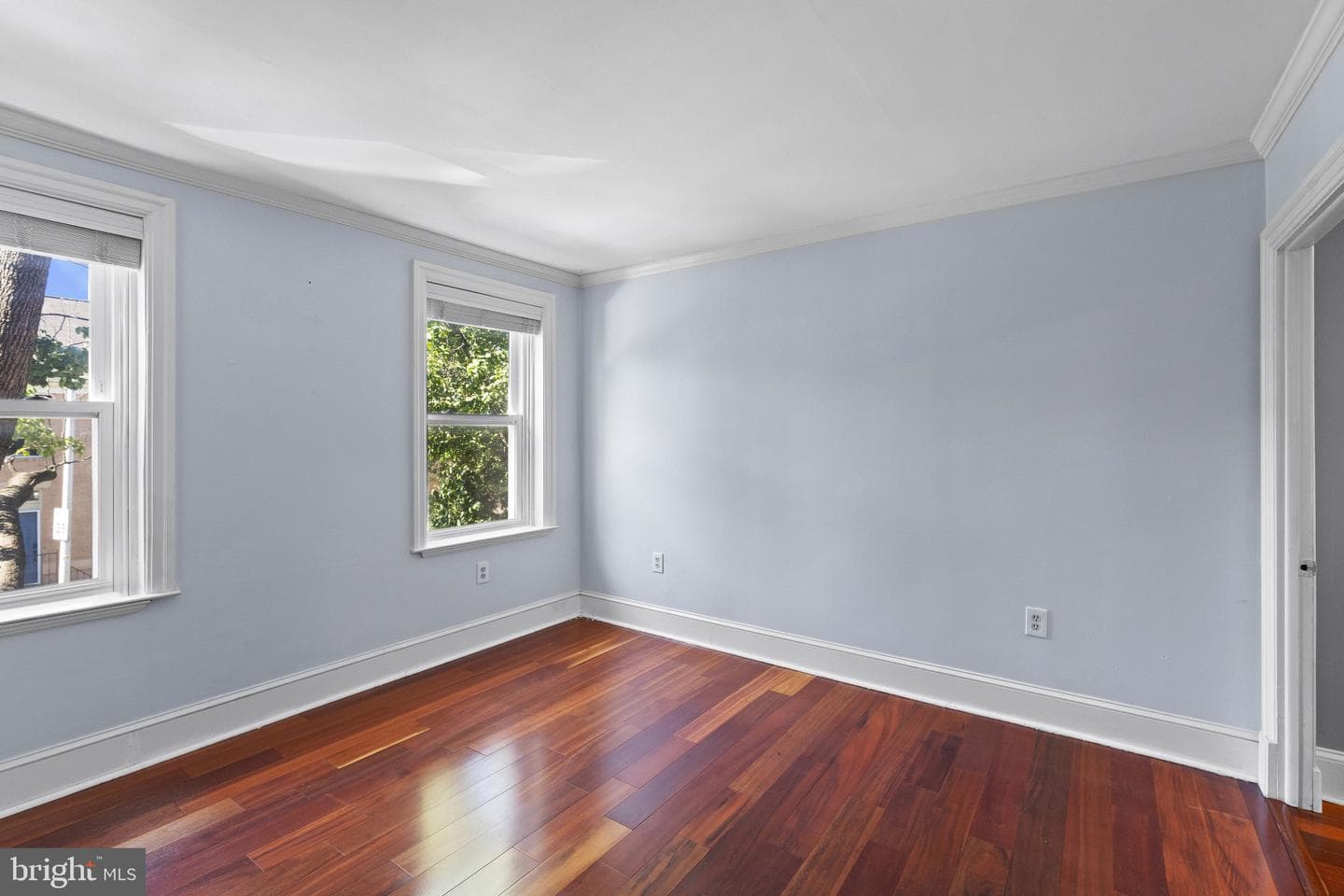 2930 Elliott Street photo 13