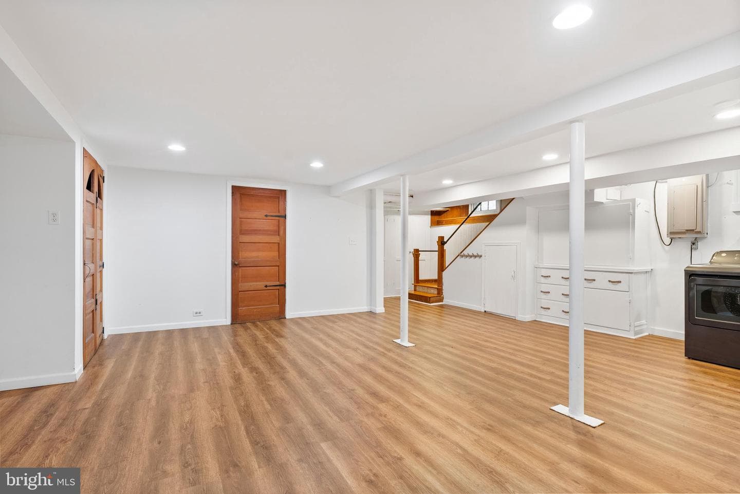 4000 White Avenue photo 33