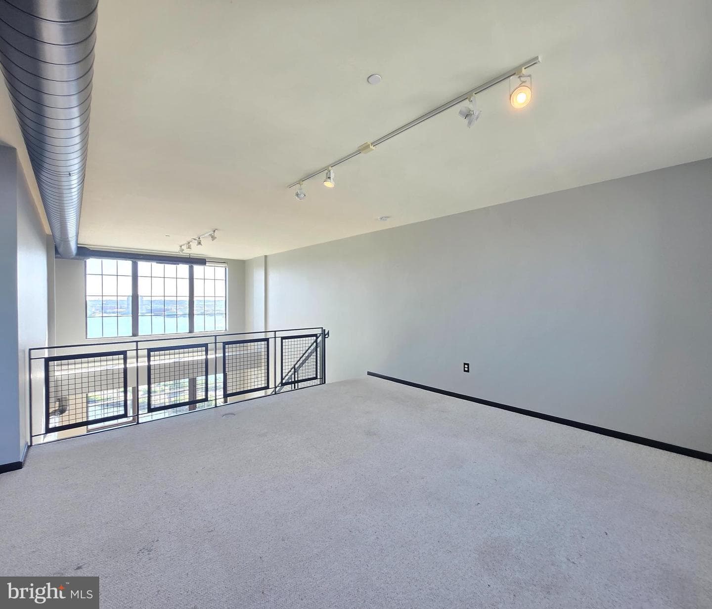 1200 Steuart Street #1913 photo 35