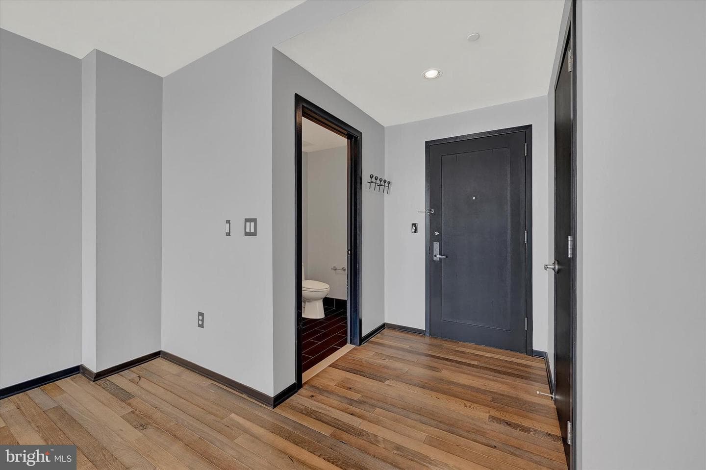 1200 Steuart Street #1913 photo 5