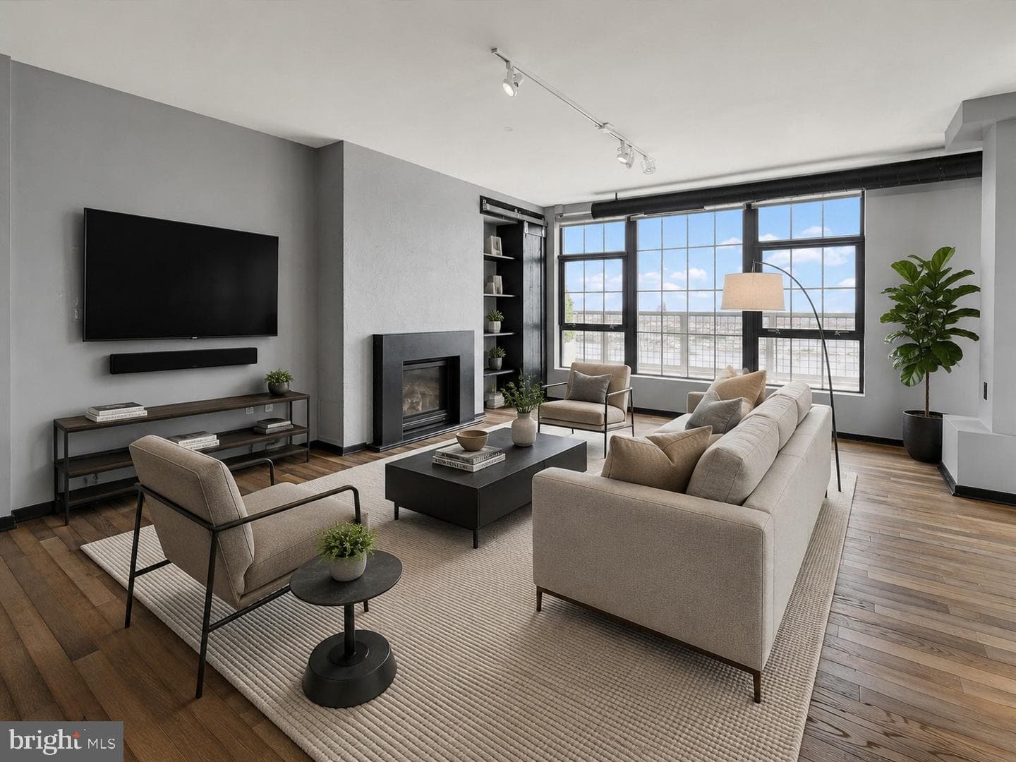 1200 Steuart Street #1913 photo 9