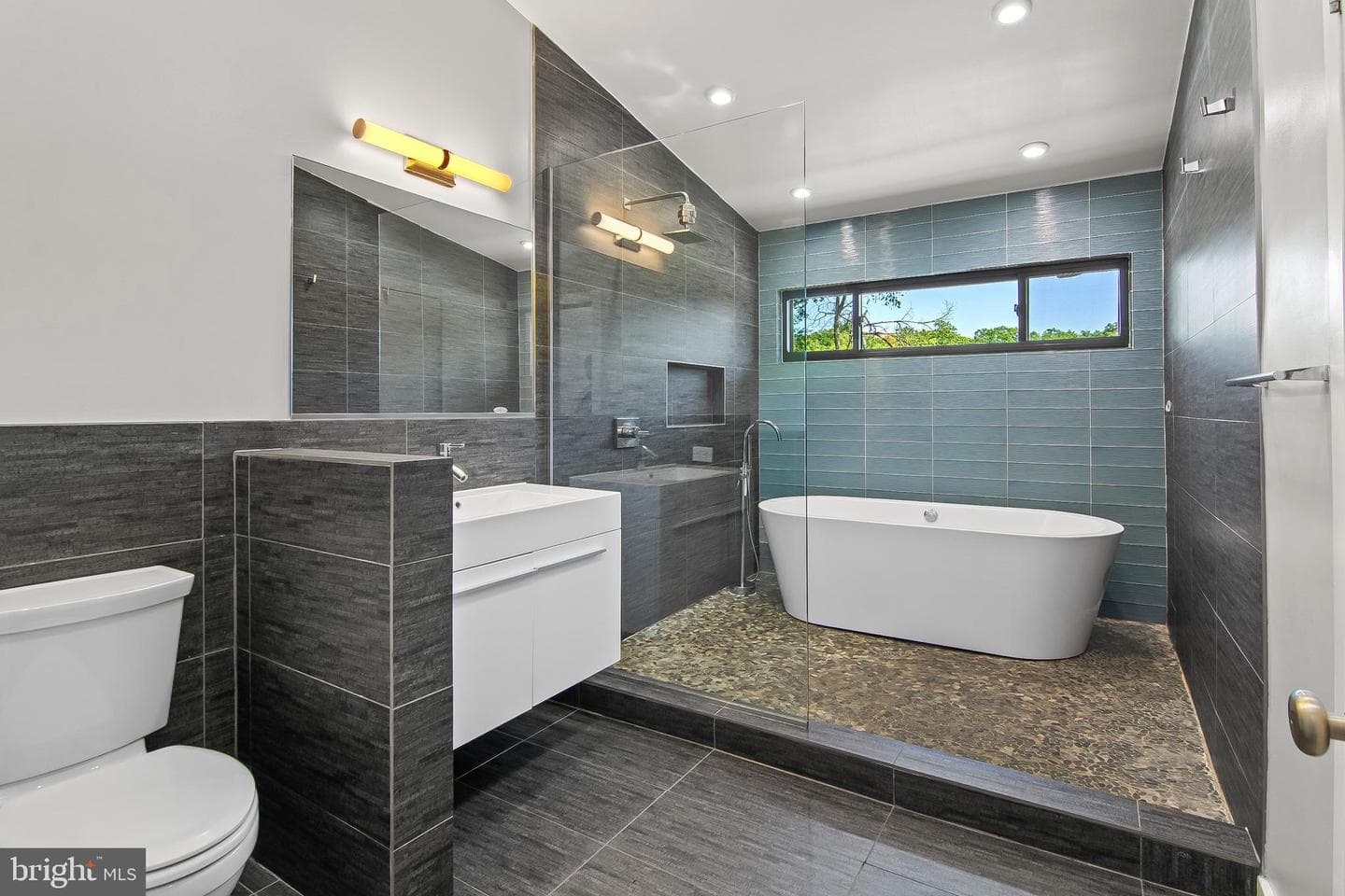 6105 Ivymount Road photo 16