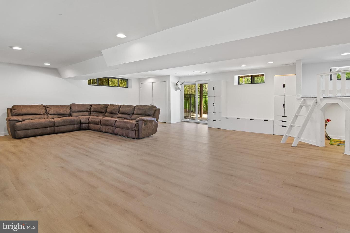 6105 Ivymount Road photo 17