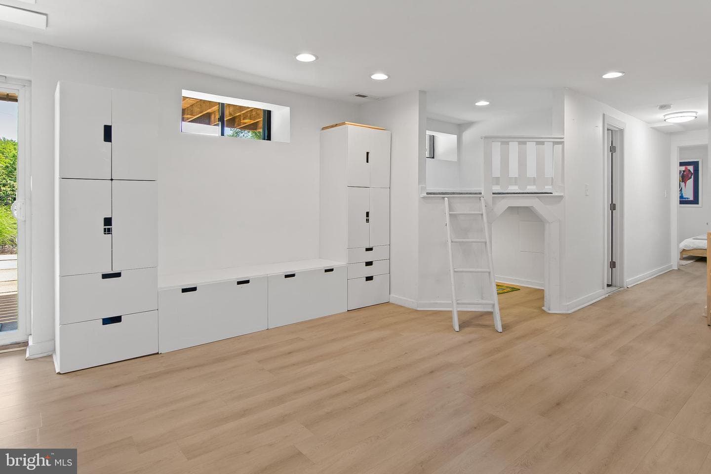 6105 Ivymount Road photo 18