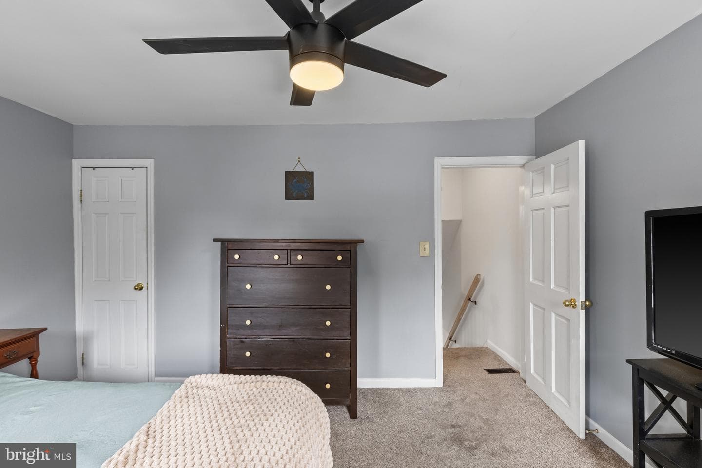 2223 Fleet Street photo 22