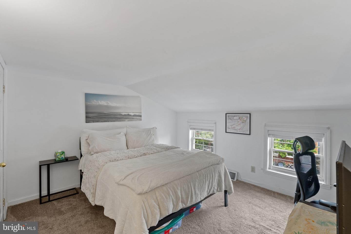 2223 Fleet Street photo 23