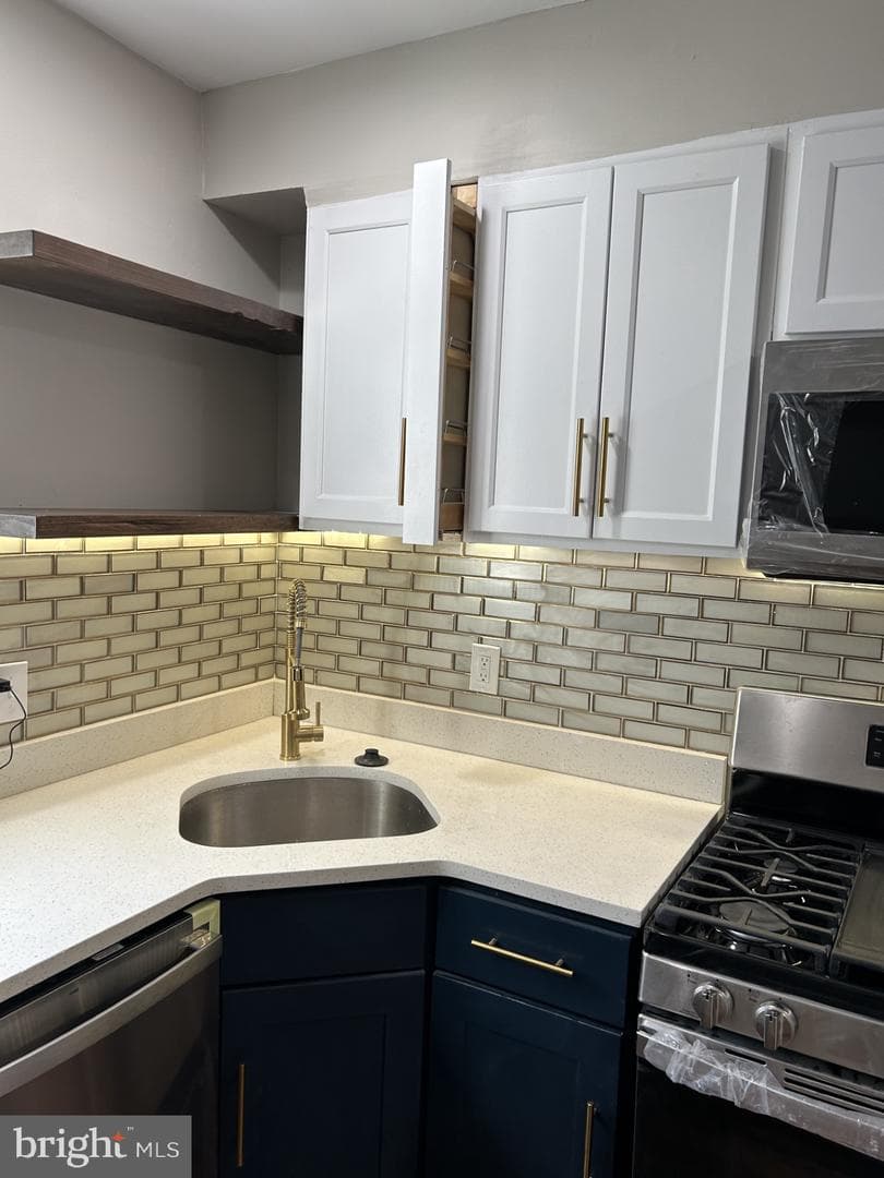 3109 Ravenwood Avenue photo 8
