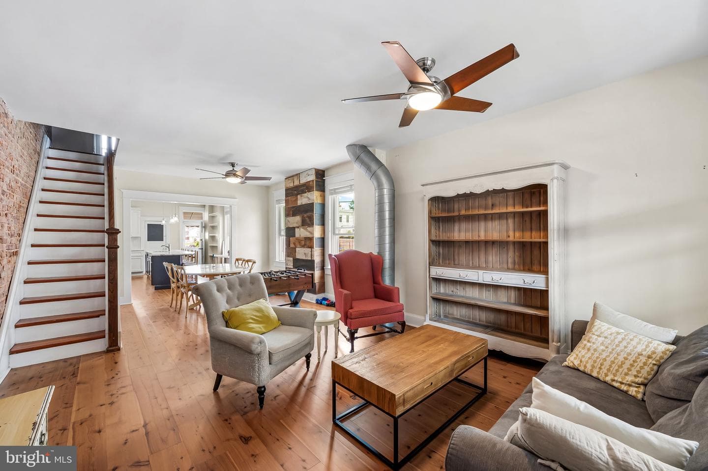 1322 Weldon Avenue photo 3