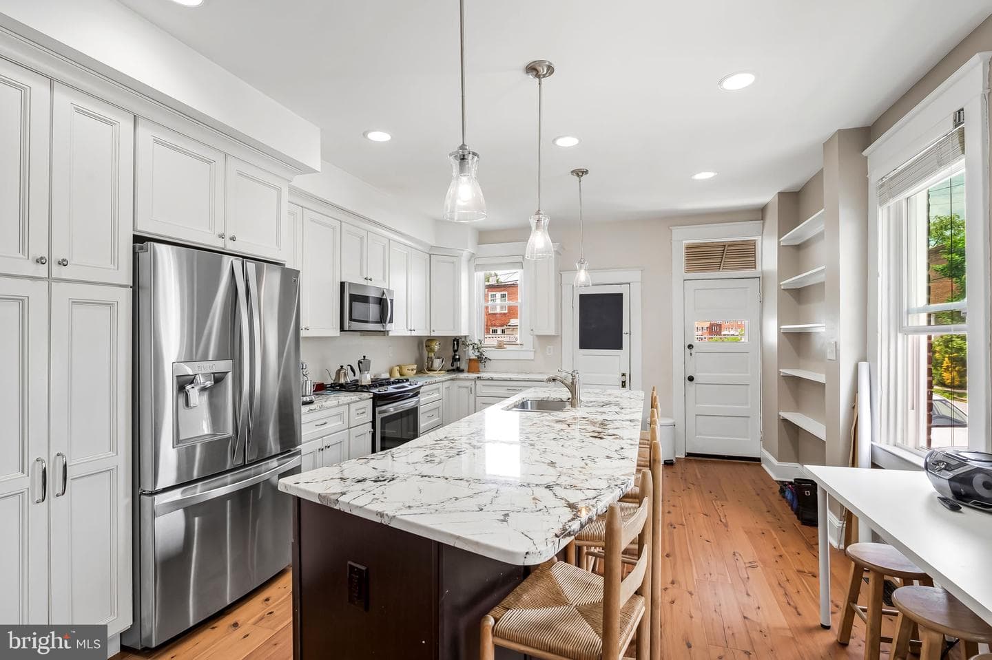 1322 Weldon Avenue photo 9