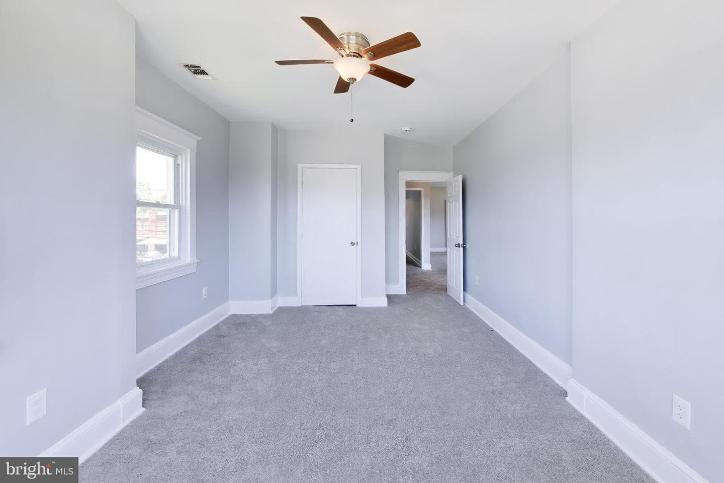 2702 Oakley Avenue photo 16