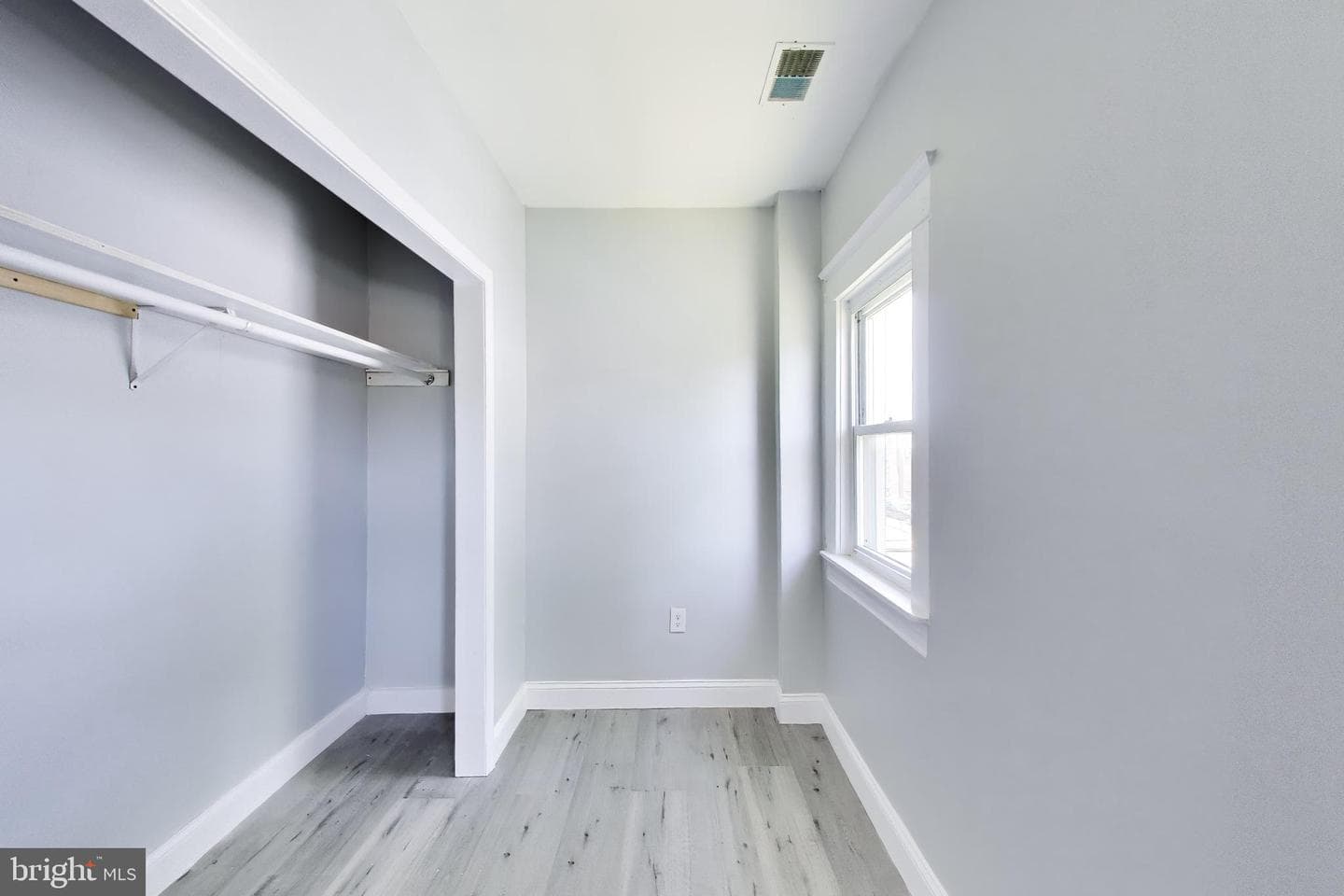2702 Oakley Avenue photo 23