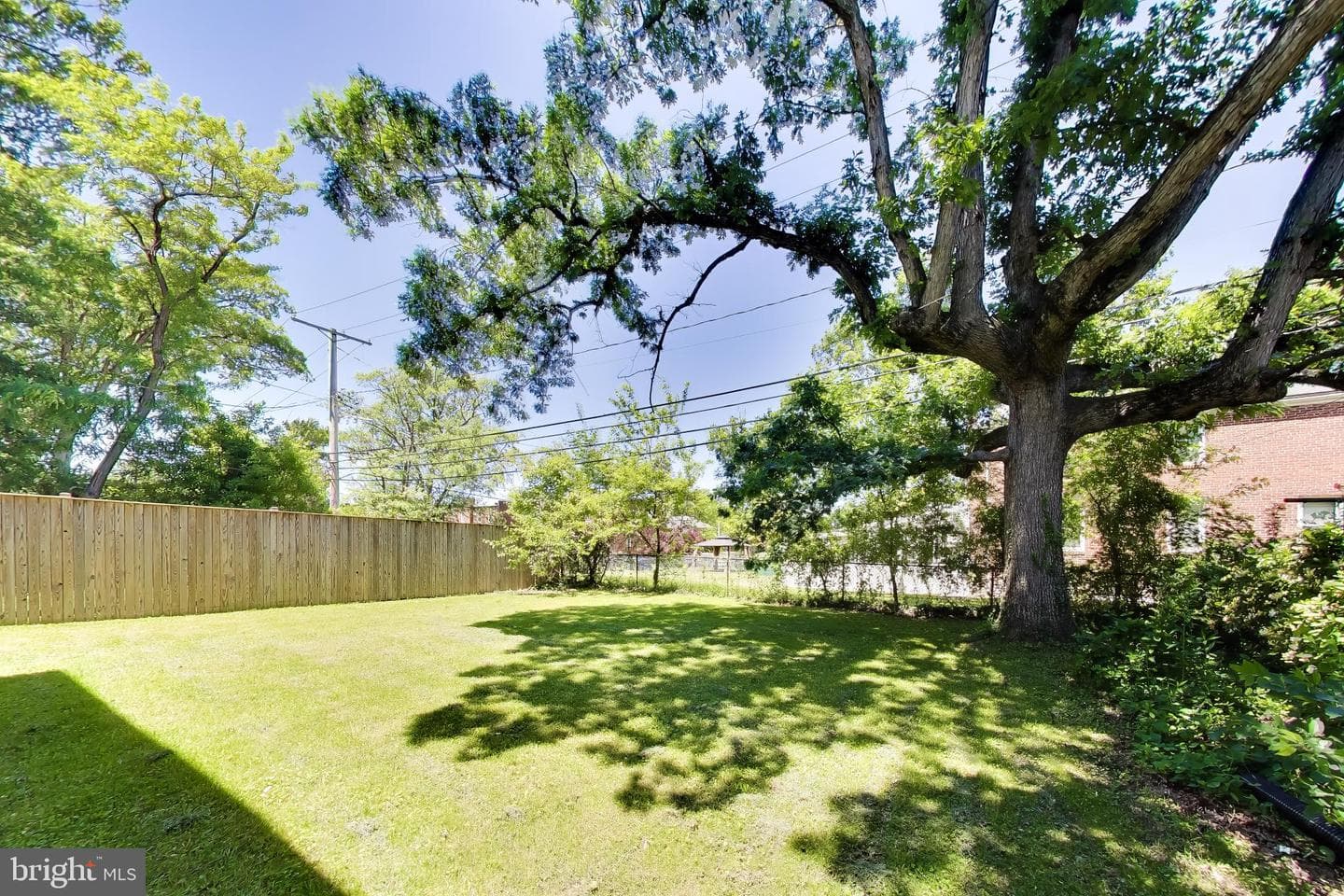 2702 Oakley Avenue photo 37