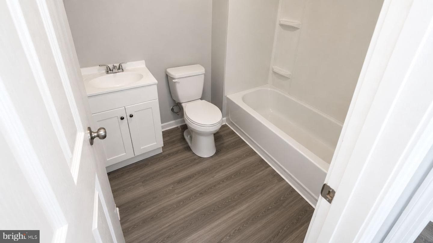 1651 Normal Avenue photo 3