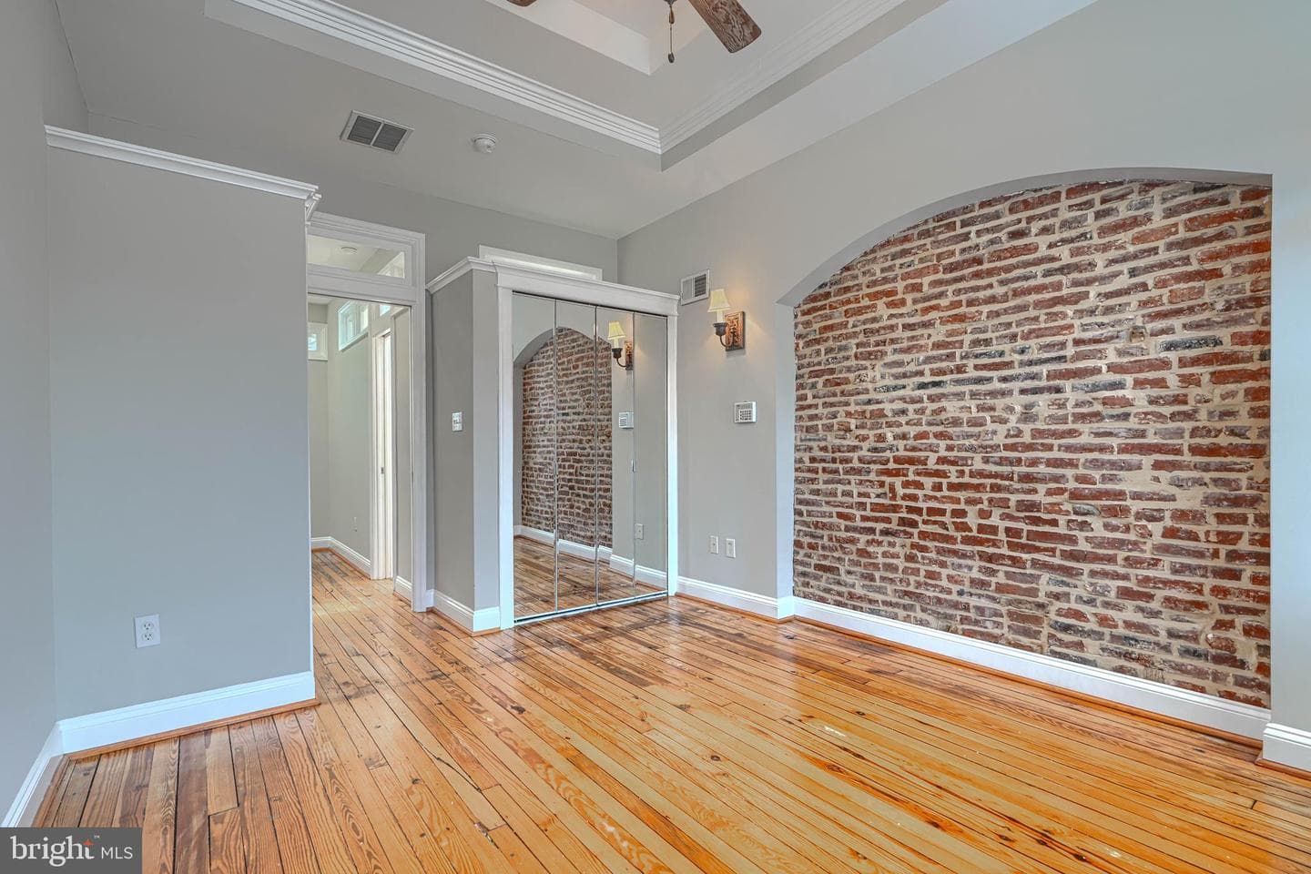 522 S Curley Street photo 18