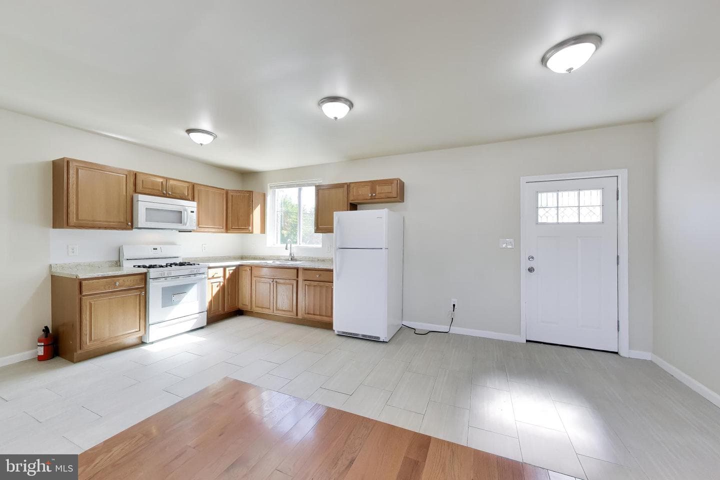 3649 Cottage Avenue photo 11