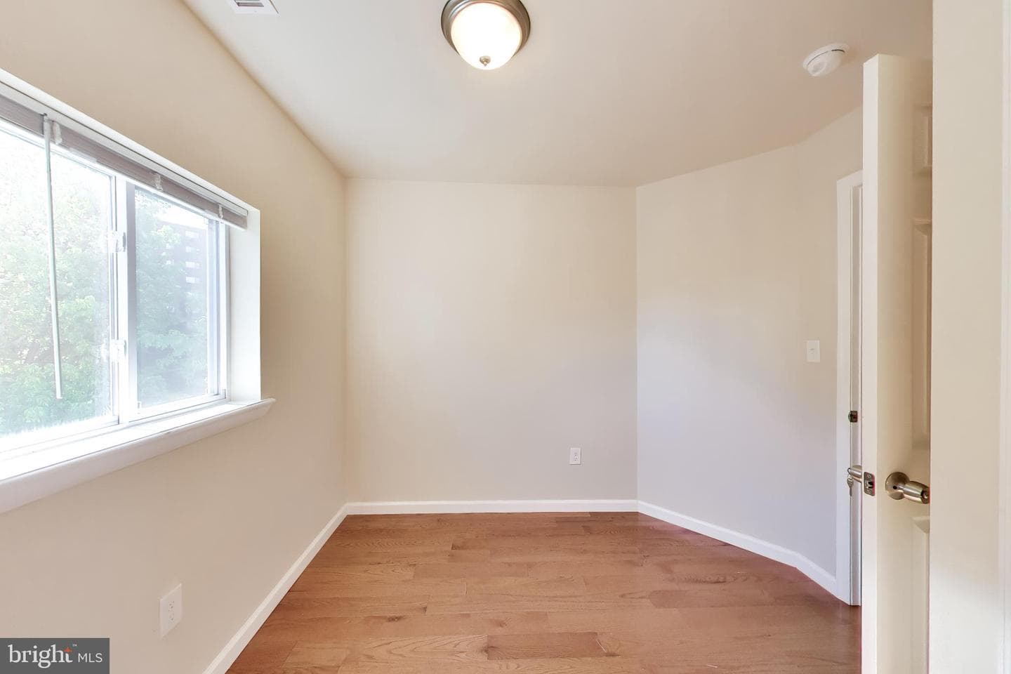 3649 Cottage Avenue photo 24