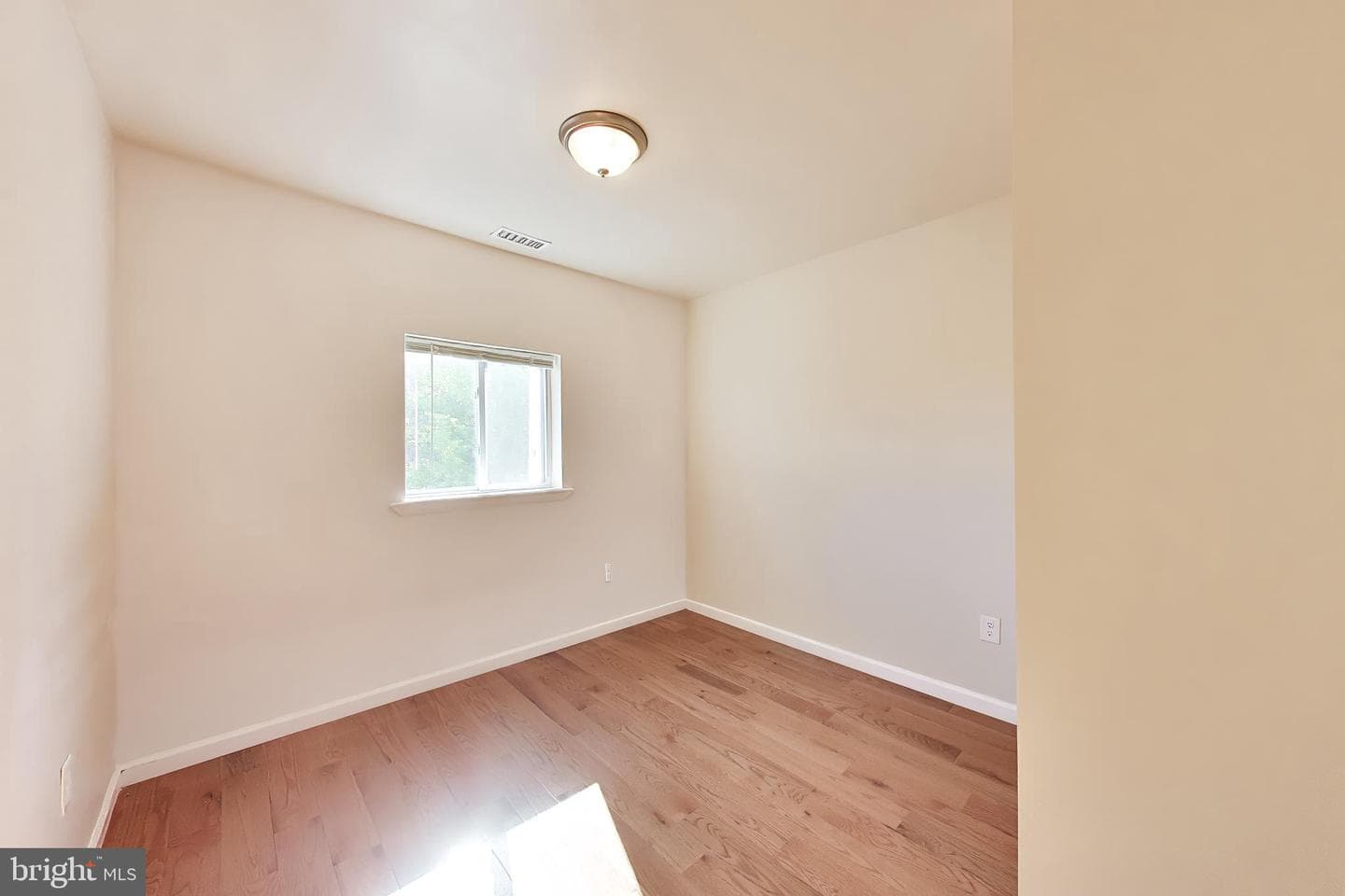 3649 Cottage Avenue photo 25