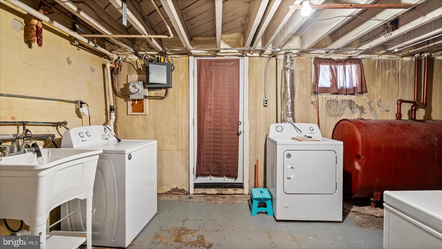 1805 Crestview Road photo 32
