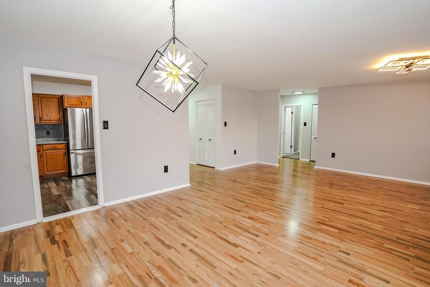 3737 Clarks Lane #405 photo 8