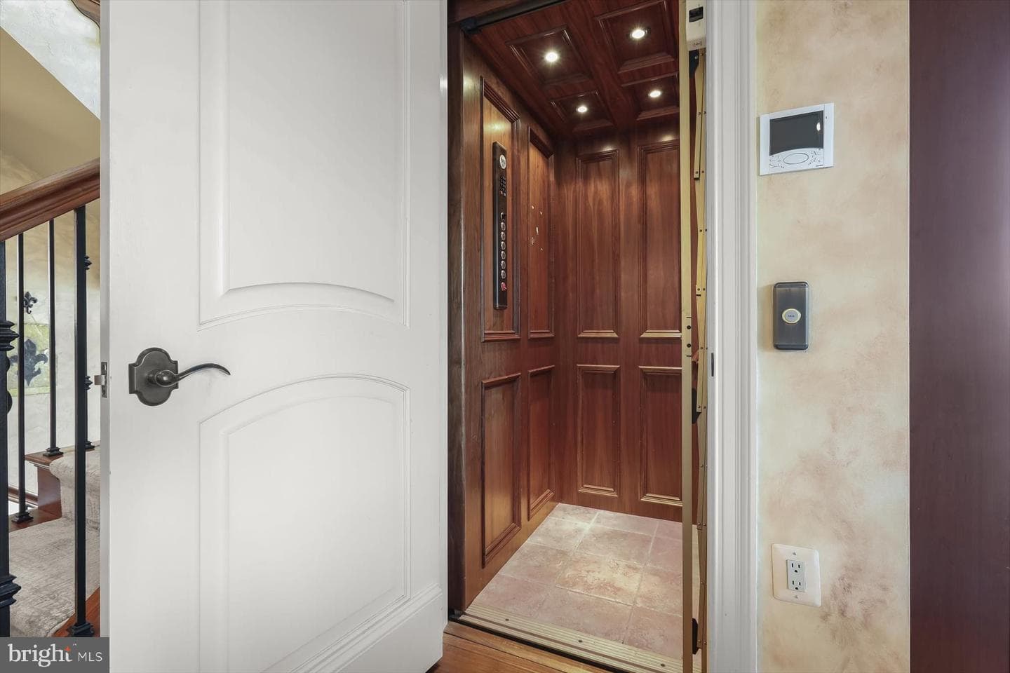 921 Valencia Court #120 photo 26