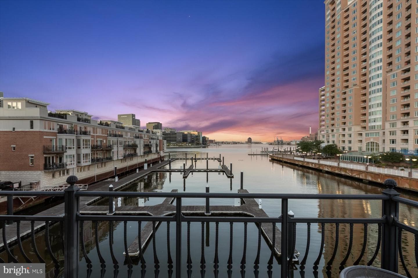 921 Valencia Court #120 photo 34