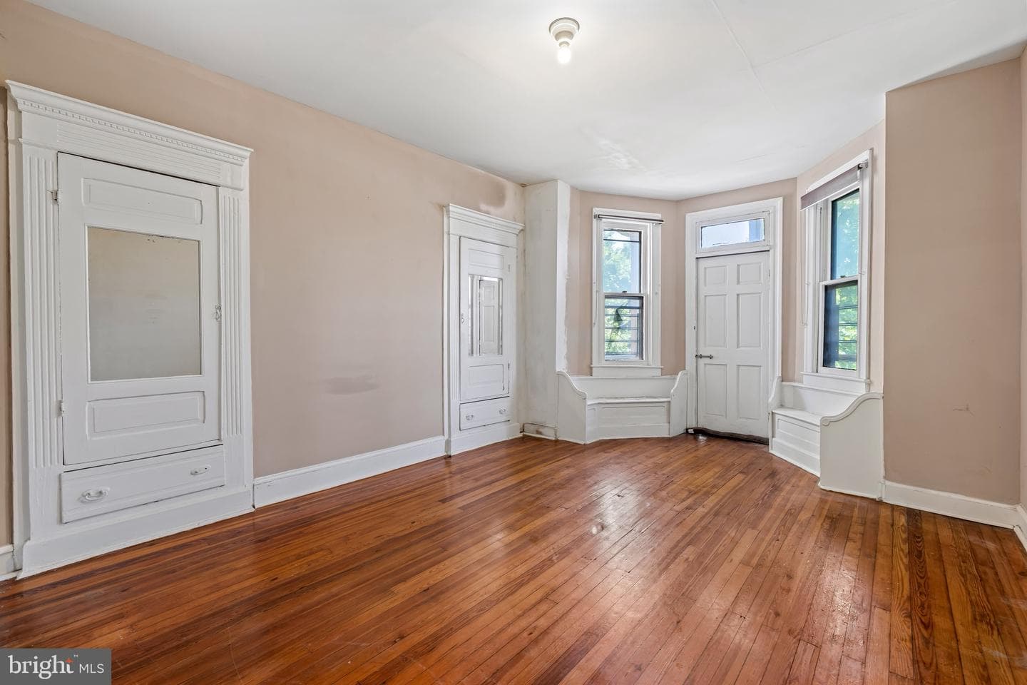 2503 Guilford Avenue photo 24