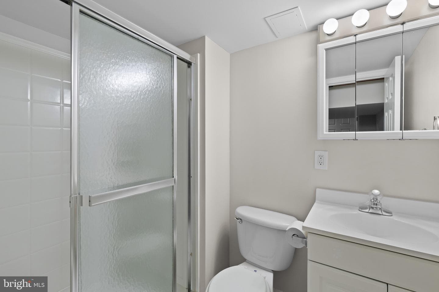 2924 Wyman Parkway photo 49