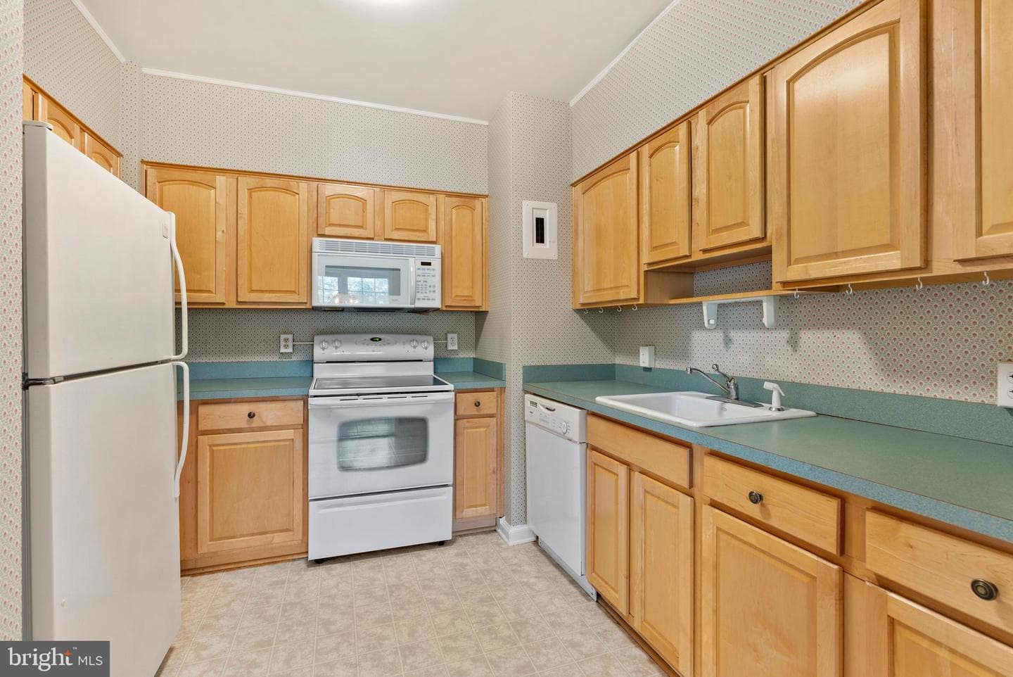 3601 Greenway #406 photo 7