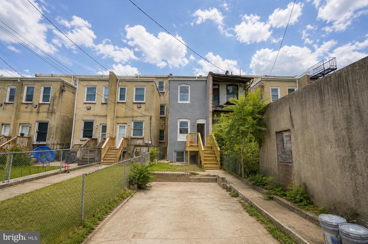 1922 W Baltimore Street photo 26