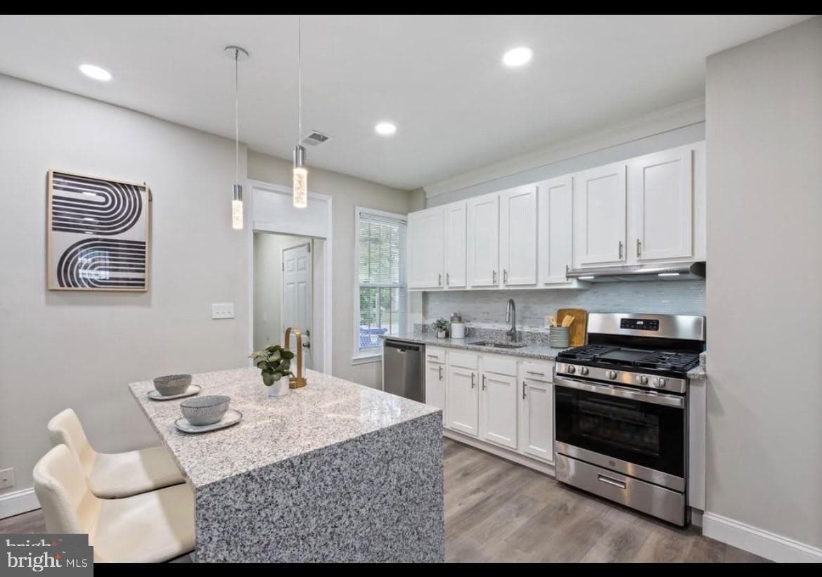 720 N Edgewood Street photo 3