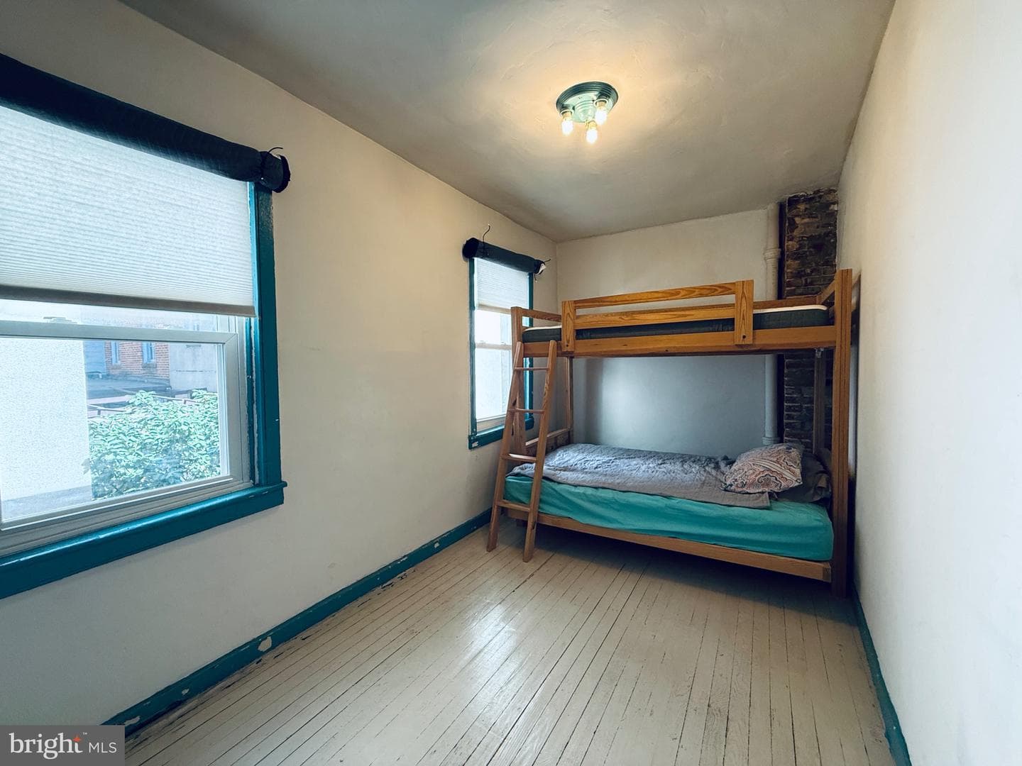 1631 Shakespeare Street photo 12