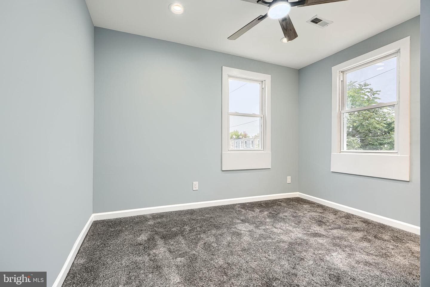 5201 Beaufort Avenue photo 28