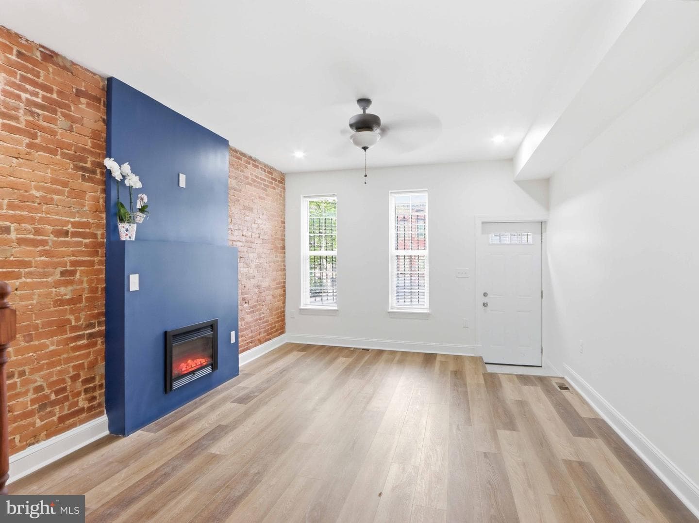 2020 Wilkens Avenue photo 4