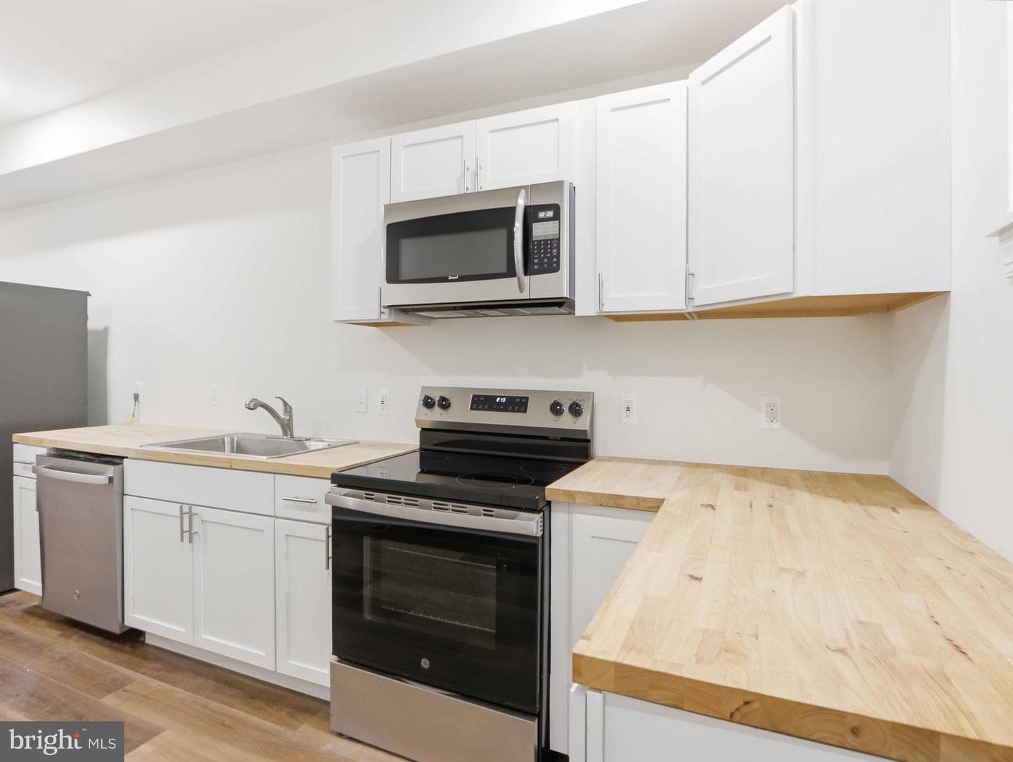 2020 Wilkens Avenue photo 8