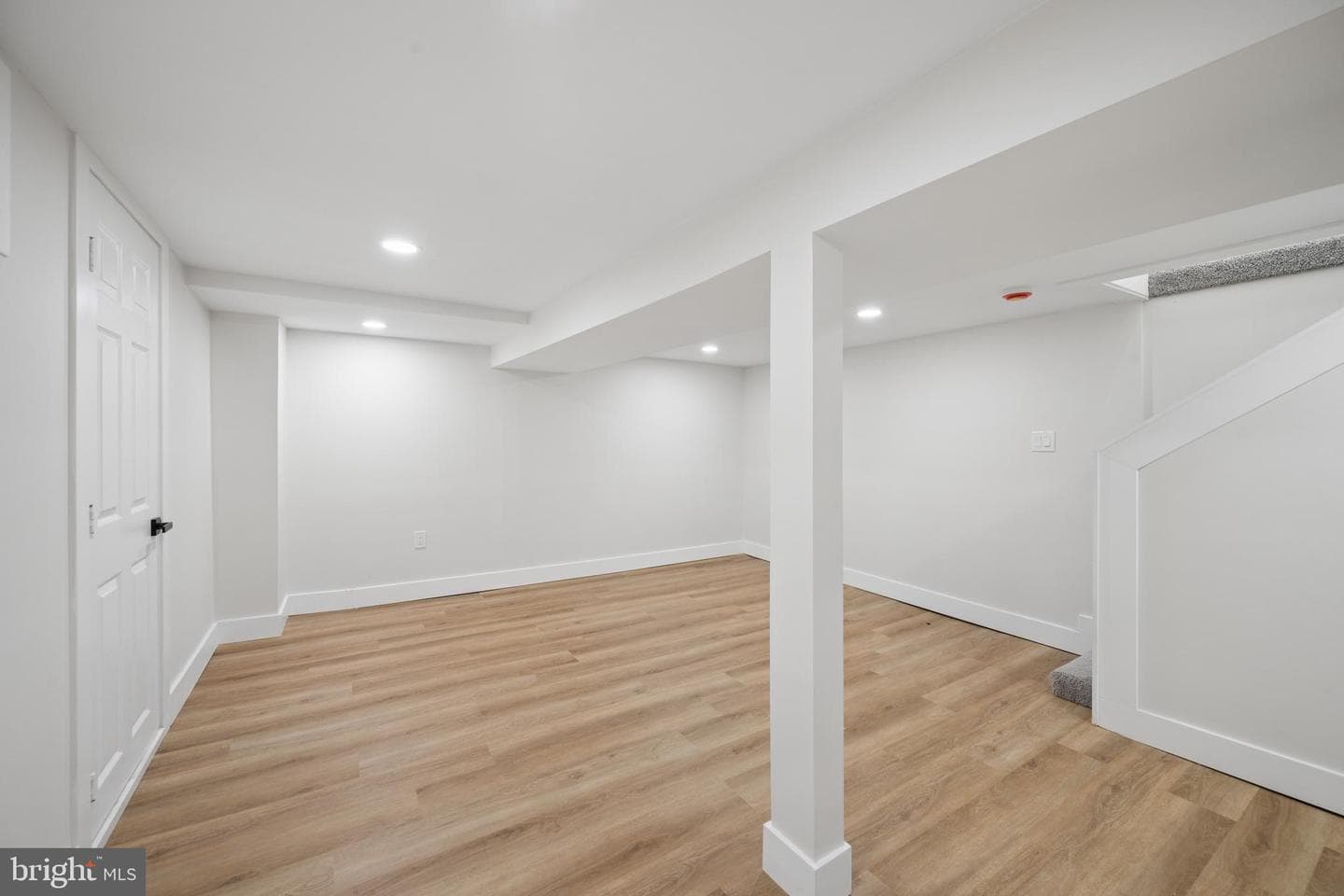 306 Lyndhurst Street photo 34
