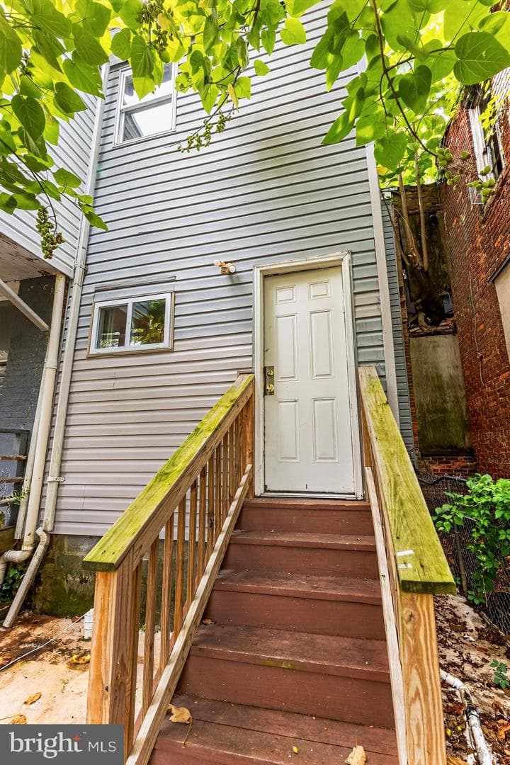 2036 Walbrook Avenue photo 25