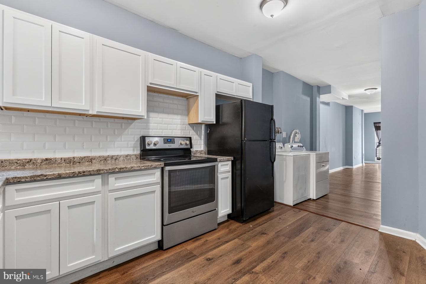 2036 Walbrook Avenue photo 9