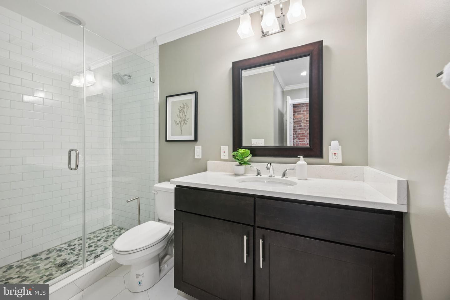 3134 Foster Avenue photo 38