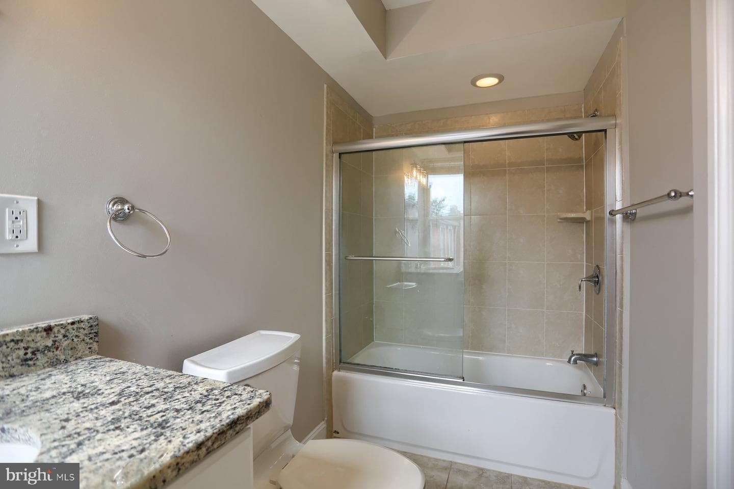 110 Ann Street photo 26