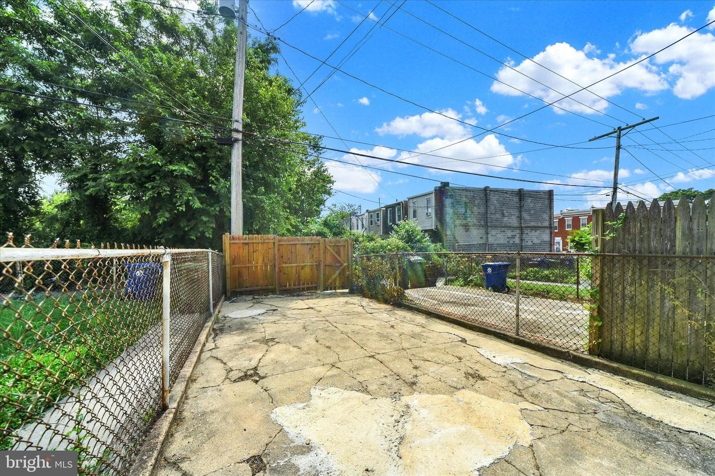 1813 N Bentalou St photo 32