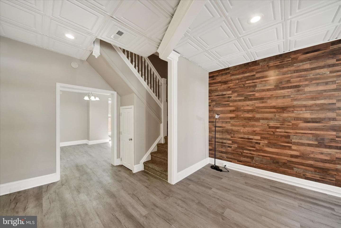 1813 N Bentalou St photo 8