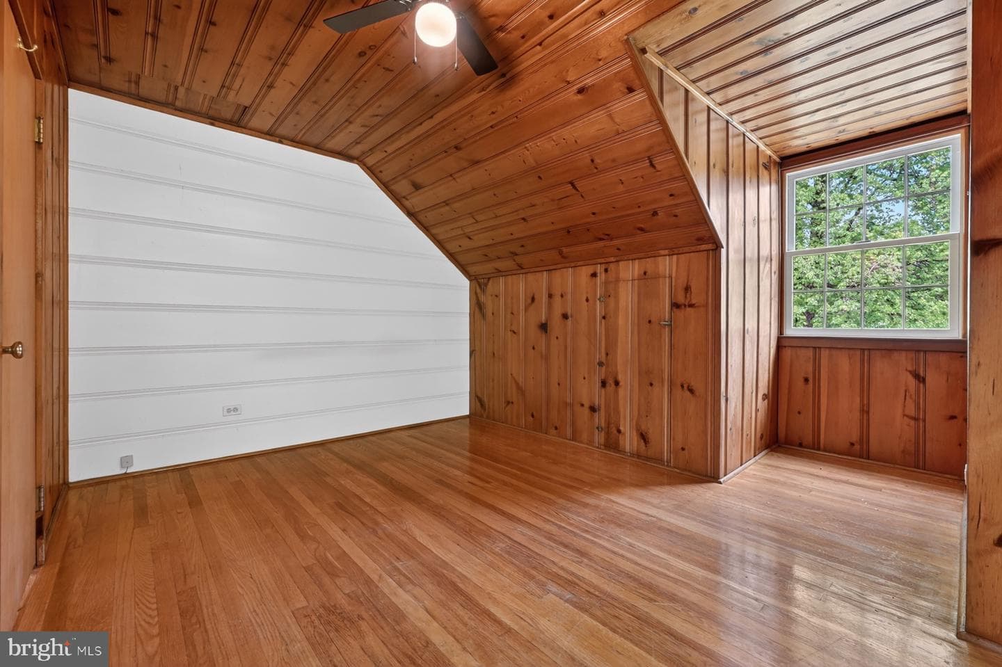 2119 Edmondson photo 54