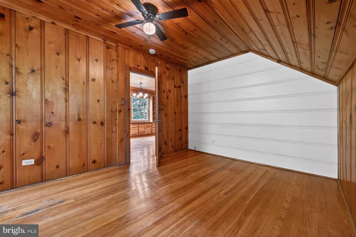 2119 Edmondson photo 55